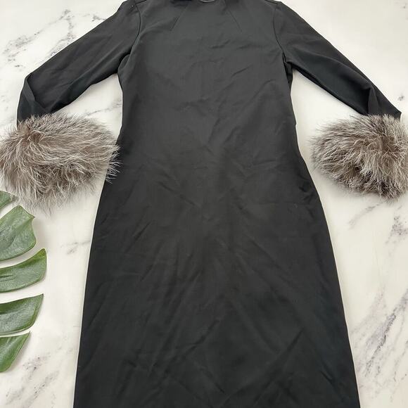 Alice & Olivia Delora Fox Fur Cuff Midi Dress Size 6 Black Gray Wiggle Fitted - Picture 3 of 12